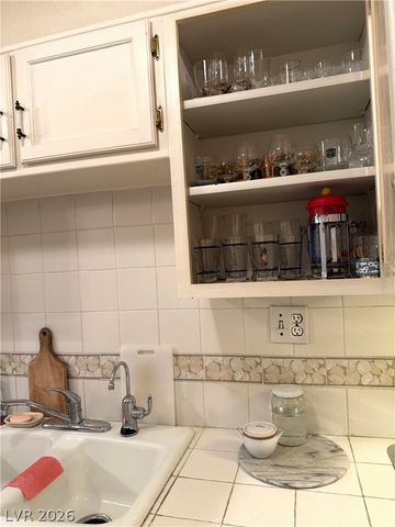 750 South Royal Crest Circle 328, Las Vegas, NV 89169