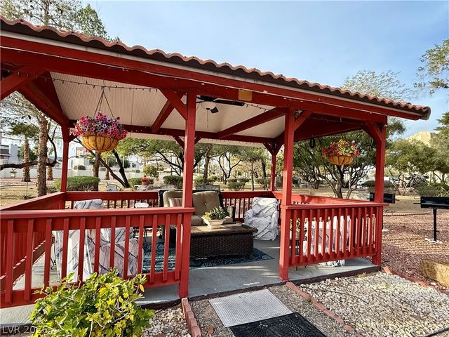 750 South Royal Crest Circle 328, Las Vegas, NV 89169