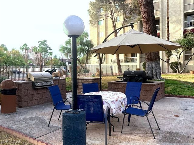 750 South Royal Crest Circle 328, Las Vegas, NV 89169