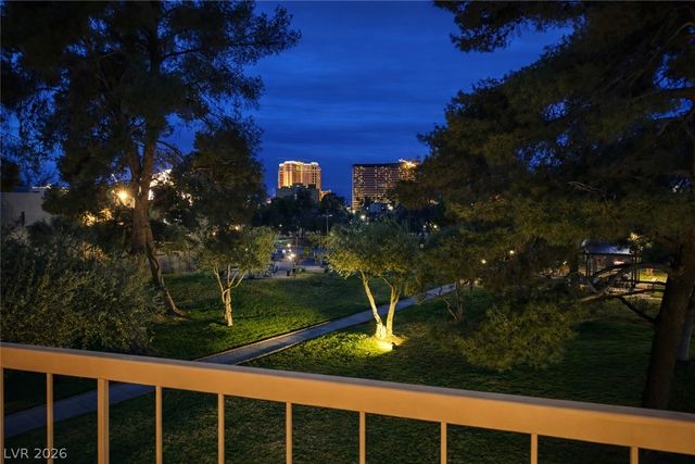 750 South Royal Crest Circle 328, Las Vegas, NV 89169