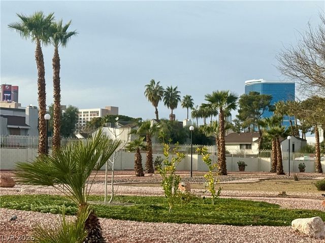 750 South Royal Crest Circle 328, Las Vegas, NV 89169
