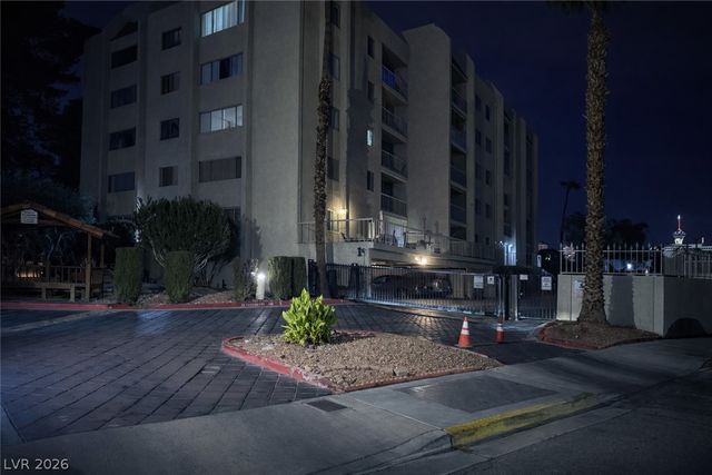 750 South Royal Crest Circle 328, Las Vegas, NV 89169