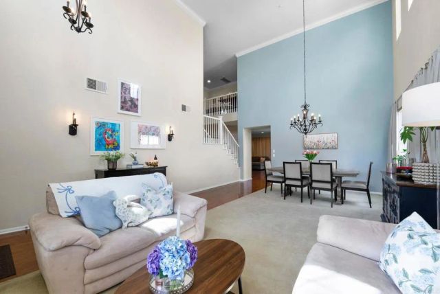 27853 Dogwood Gln, Escondido, CA 92026