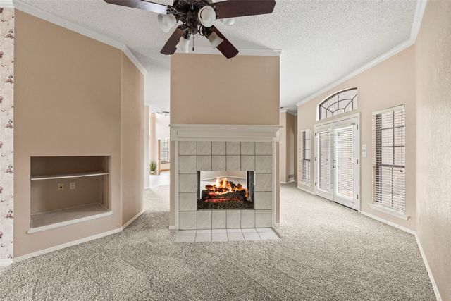 131 Sandy Creek Drive, Desoto, TX 75115