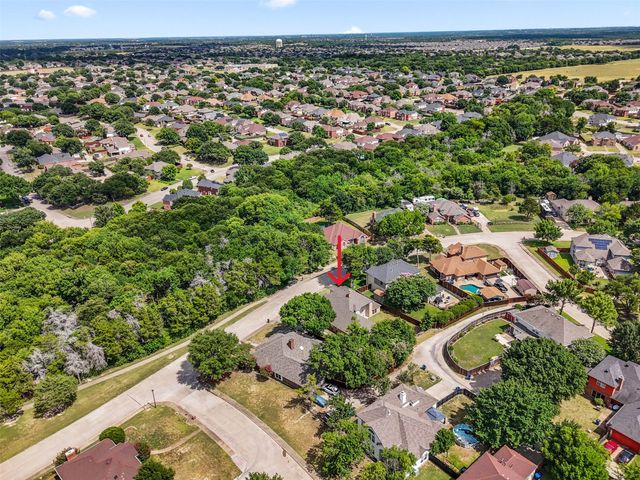 131 Sandy Creek Drive, Desoto, TX 75115