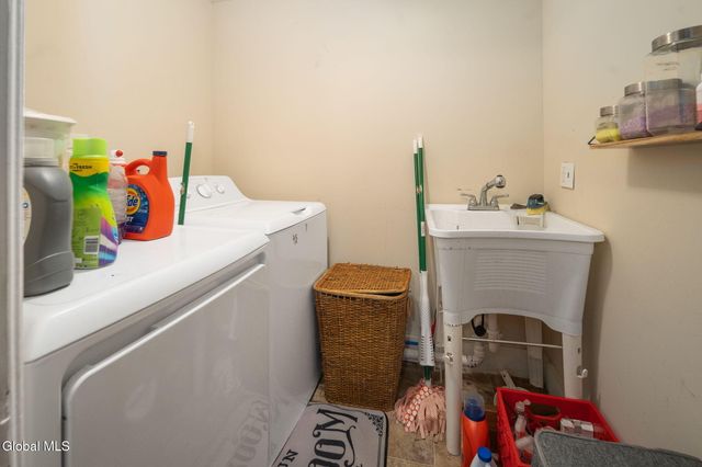 12 Harrison Avenue, Amsterdam, NY 12010