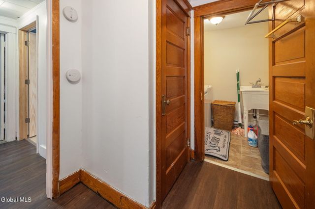 12 Harrison Avenue, Amsterdam, NY 12010