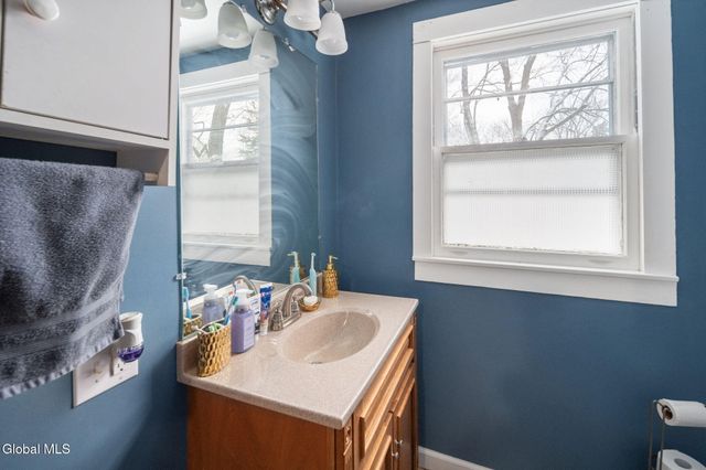 12 Harrison Avenue, Amsterdam, NY 12010