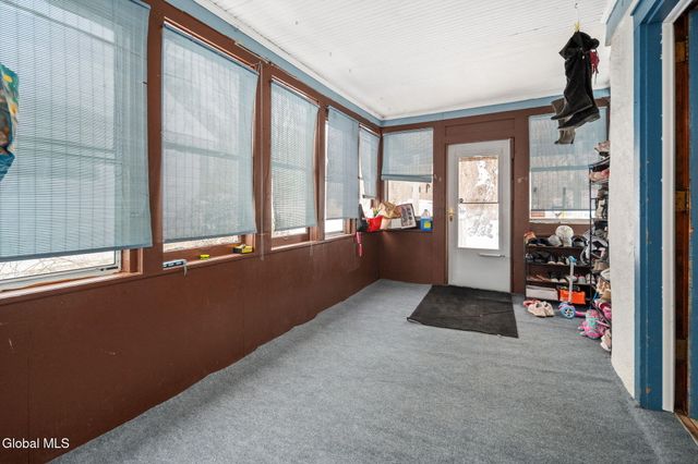 12 Harrison Avenue, Amsterdam, NY 12010