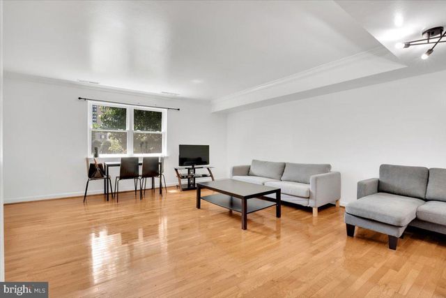 5904 MAYFLOWER CT, Alexandria, VA 22312