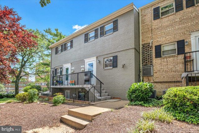 5904 MAYFLOWER CT, Alexandria, VA 22312