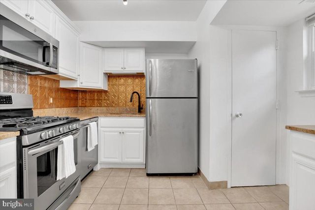 5904 MAYFLOWER CT, Alexandria, VA 22312