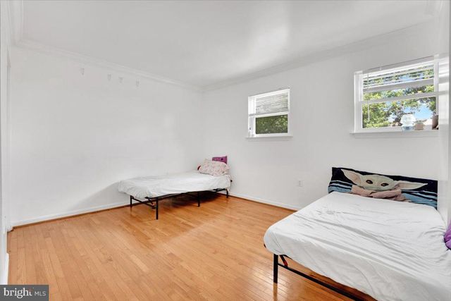5904 MAYFLOWER CT, Alexandria, VA 22312