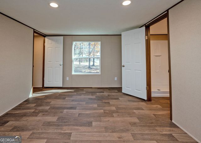 25 Soares Drive, Lavonia, GA 30553