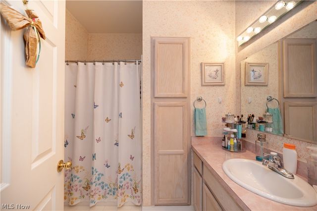 168 Wilcox Road, Austintown, OH 44515