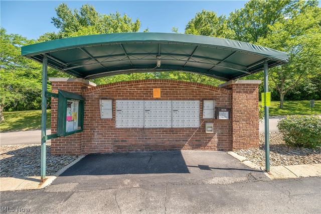 168 Wilcox Road, Austintown, OH 44515