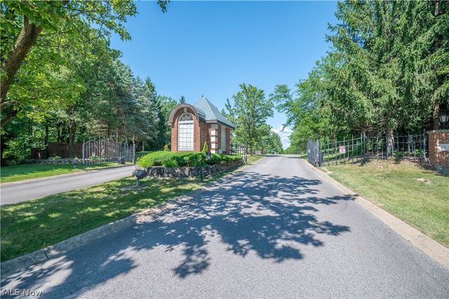 168 Wilcox Road, Austintown, OH 44515