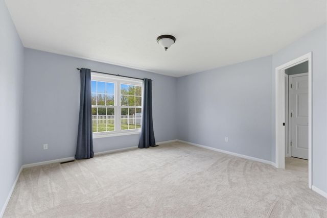 1406 Pine Creek Road, Valparaiso, IN 46383