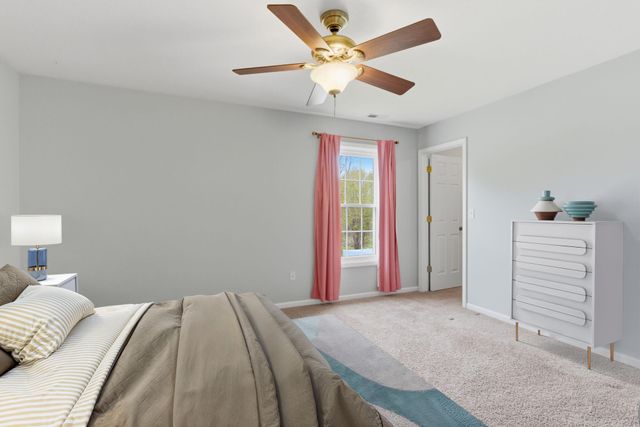 1406 Pine Creek Road, Valparaiso, IN 46383