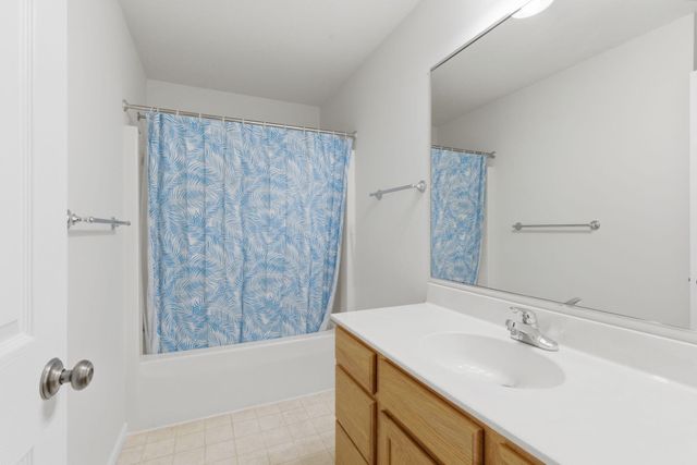 1406 Pine Creek Road, Valparaiso, IN 46383