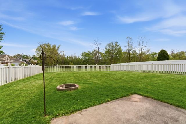 1406 Pine Creek Road, Valparaiso, IN 46383