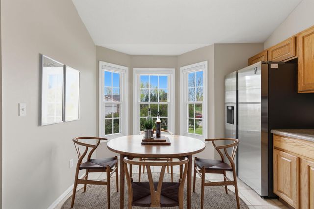 1406 Pine Creek Road, Valparaiso, IN 46383