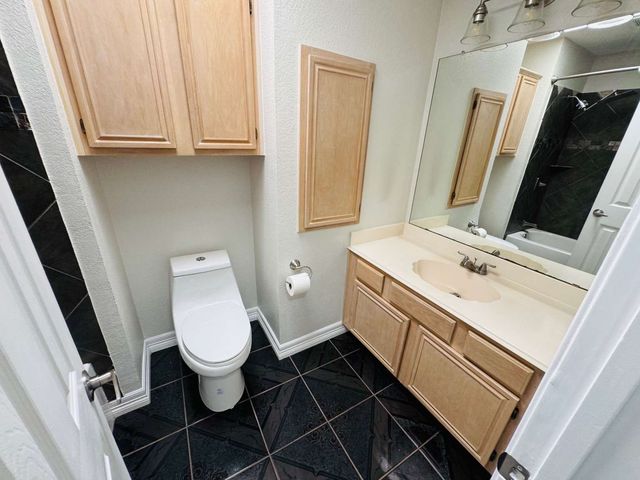 520 Timber Way Drive, Lewisville, TX 75067