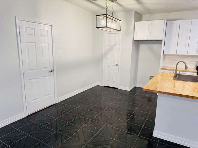 520 Timber Way Drive, Lewisville, TX 75067