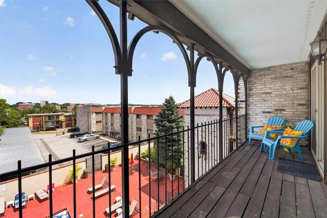 5019 Walnut Street E, Kansas City, MO 64112