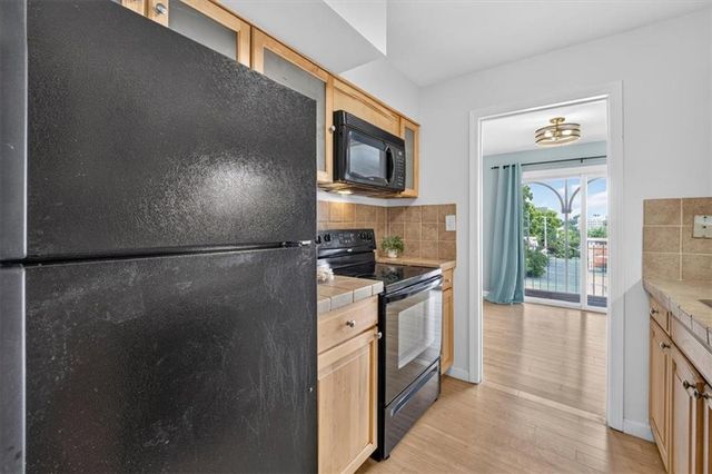 5019 Walnut Street E, Kansas City, MO 64112