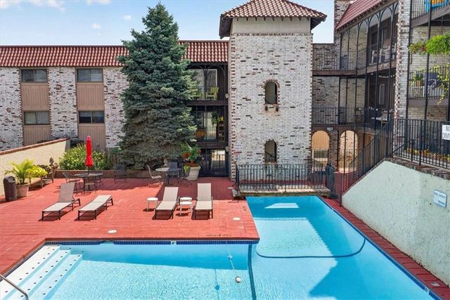 5019 Walnut Street E, Kansas City, MO 64112