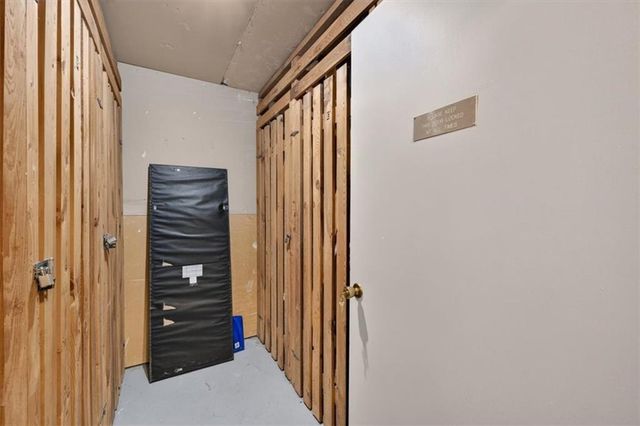 5019 Walnut Street E, Kansas City, MO 64112