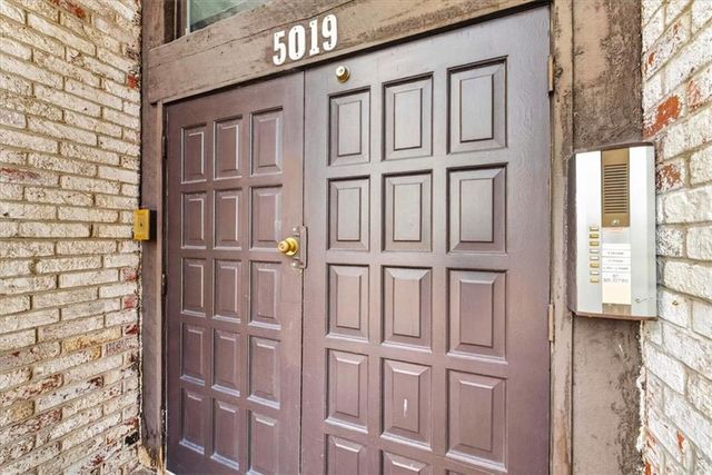 5019 Walnut Street E, Kansas City, MO 64112