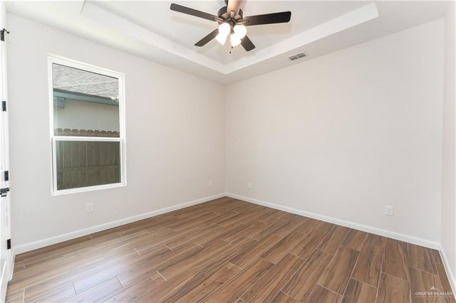 1406 E Danielle Avenue, Pharr, TX 78577