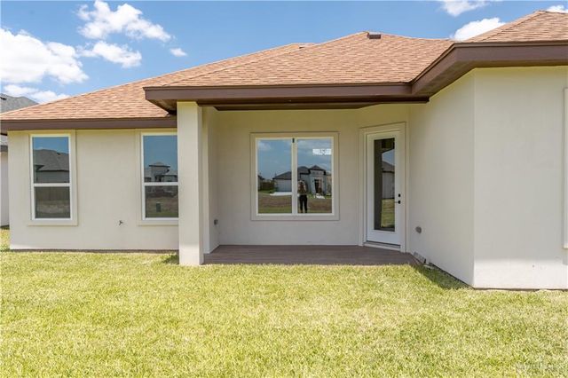 1406 E Danielle Avenue, Pharr, TX 78577