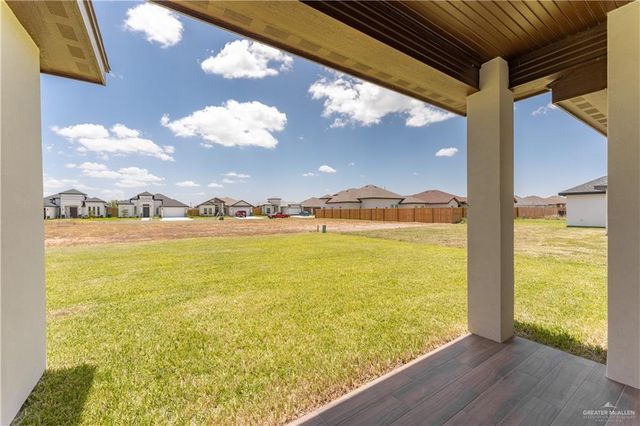 1406 E Danielle Avenue, Pharr, TX 78577