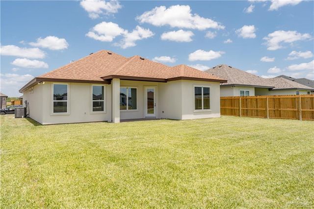 1406 E Danielle Avenue, Pharr, TX 78577