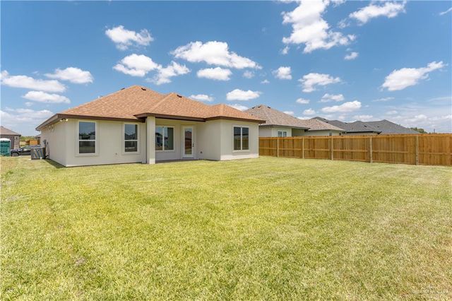 1406 E Danielle Avenue, Pharr, TX 78577