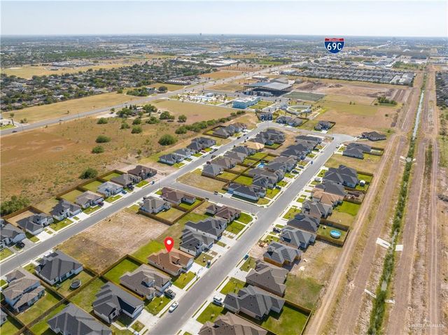 1406 E Danielle Avenue, Pharr, TX 78577