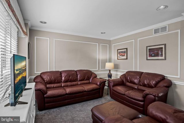 112 SUNSET DR, Mount Royal, NJ 08061