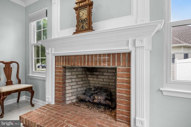 112 SUNSET DR, Mount Royal, NJ 08061