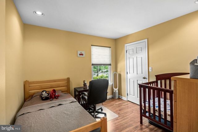 112 SUNSET DR, Mount Royal, NJ 08061