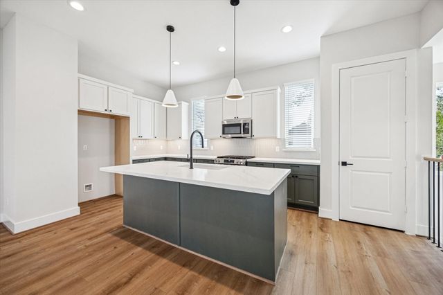 520 Janisch Road, Houston, TX 77018