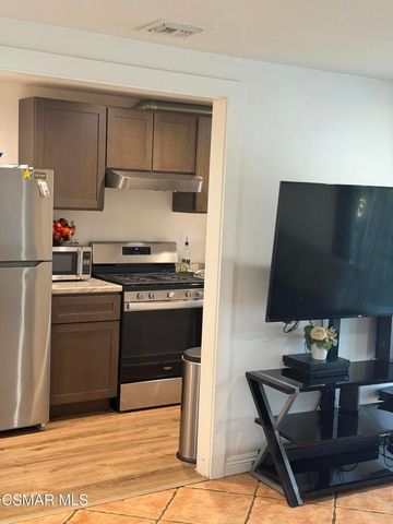 1324 Rudolph Drive, Newbury Park, CA 91320