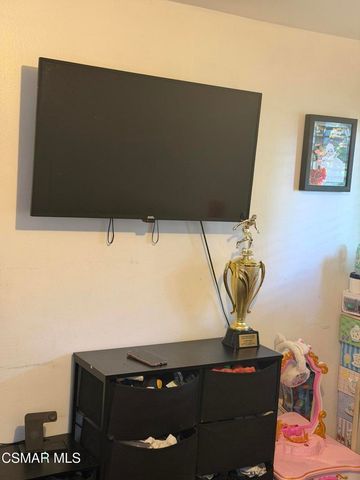 1324 Rudolph Drive, Newbury Park, CA 91320