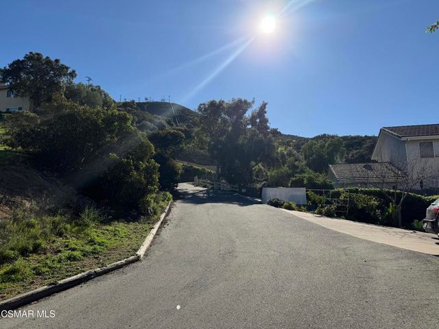 1324 Rudolph Drive, Newbury Park, CA 91320