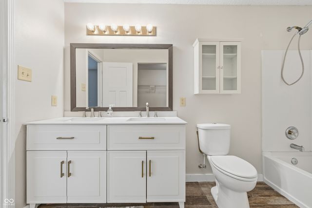 2258 Bridlewood Drive, Franklin, IN 46131