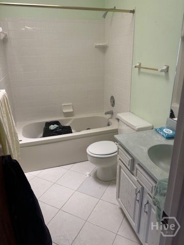 7 Fallowfield Drive, Savannah, GA 31406
