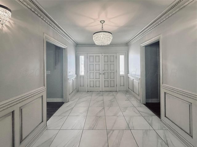 120 Bellaire Avenue, Dumas, TX 79029