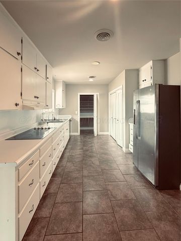 120 Bellaire Avenue, Dumas, TX 79029